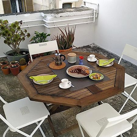 Confortevole Appartamento Vicino Al Centro Lecce Eksteriør bilde